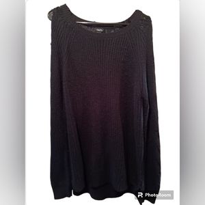 Rue 21 Black Crew neck Sweater